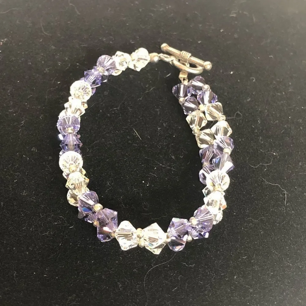 Crystal bracelet with silver tone hardware